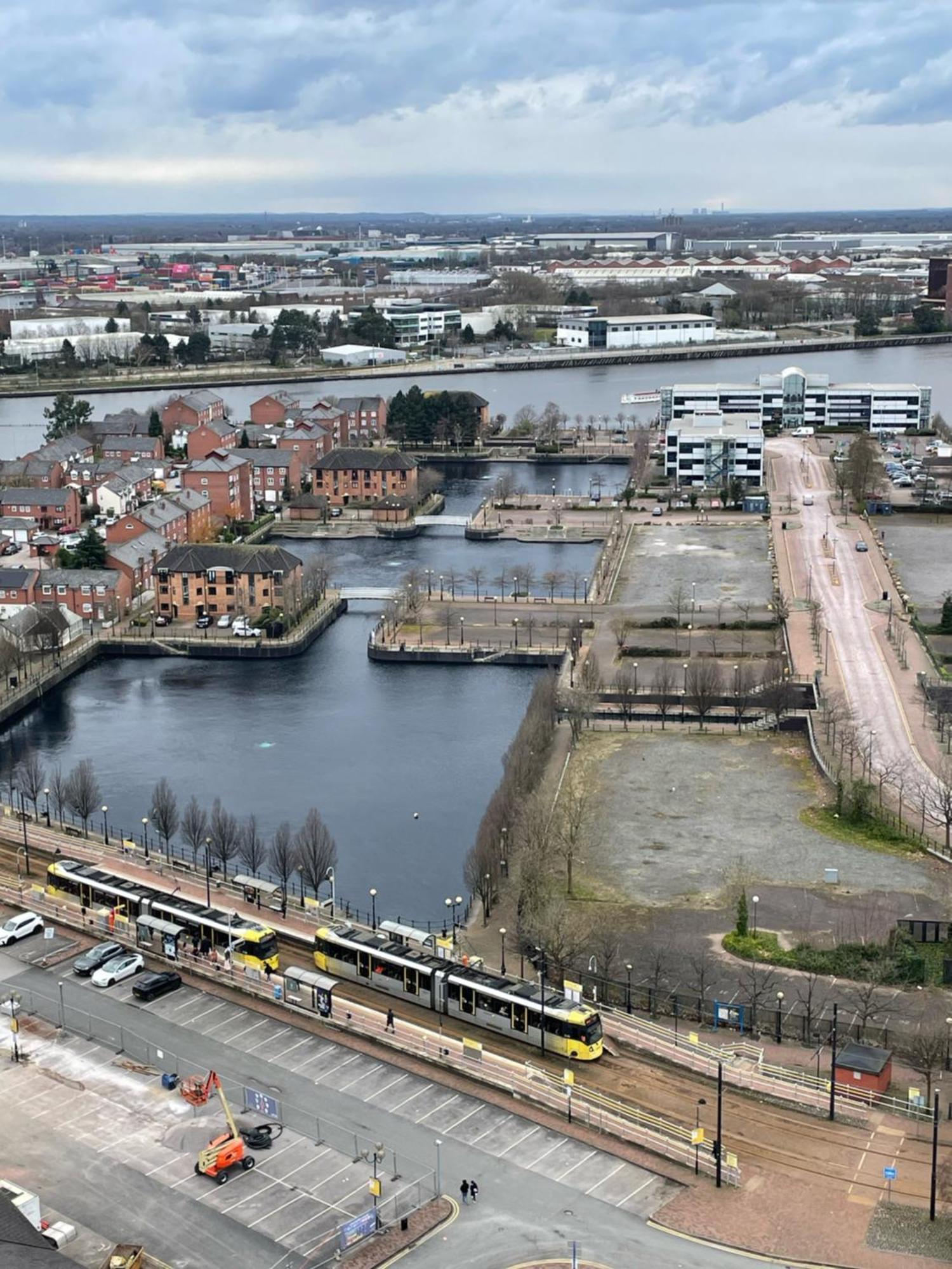 Quayside Penthouse 2 Bedroom Ensuite Near Media City & Manchester United Exterior foto